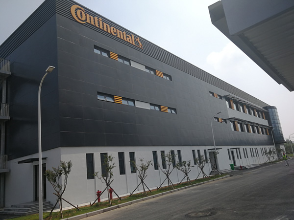 1586567898130842.jpg DN1800x4650硫化罐2.jpg